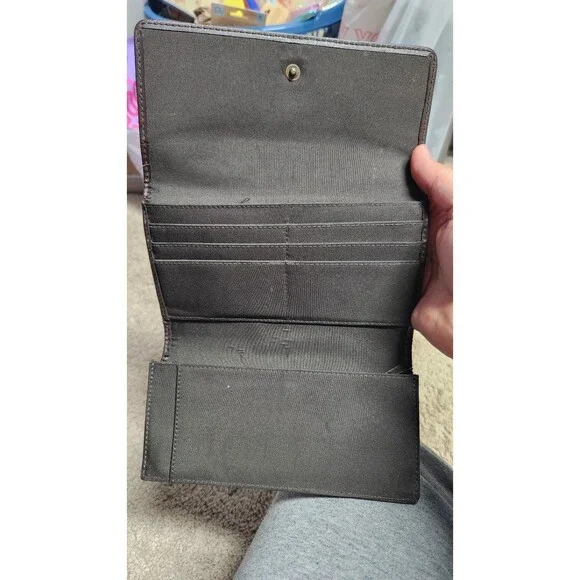 red Relic wallet - Picture 6 of 6